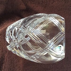 Avitra crystal vase